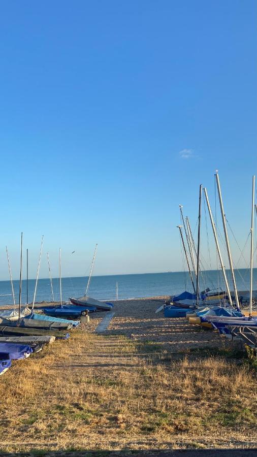 Bexhill Sea Stay Flat 2 Ngoại thất bức ảnh